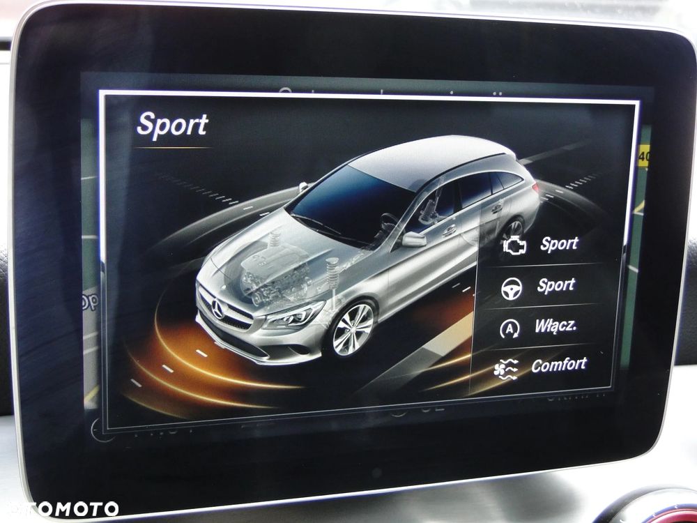 Mercedes-Benz CLA 200 7G-DCT AMG Line - 30