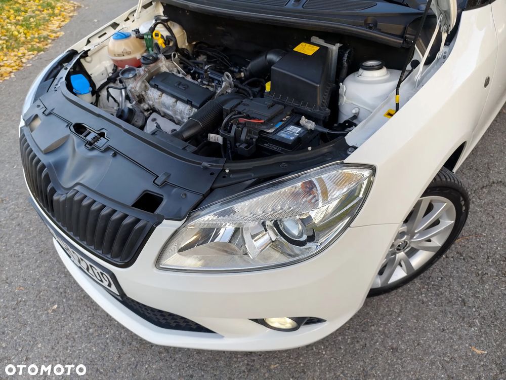 Skoda Fabia 1.2 HTP STYLE Edition - 16