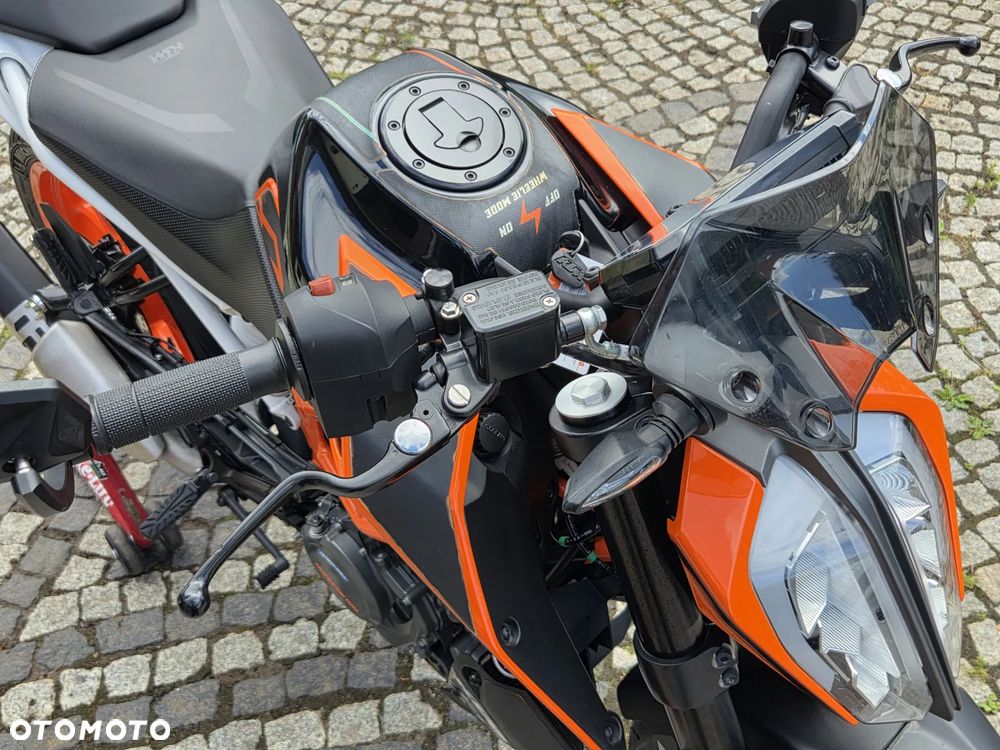 KTM Duke 390 - 39