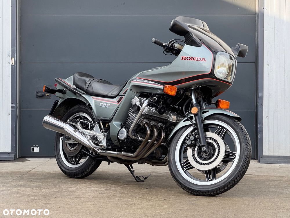 Honda CBX - 22