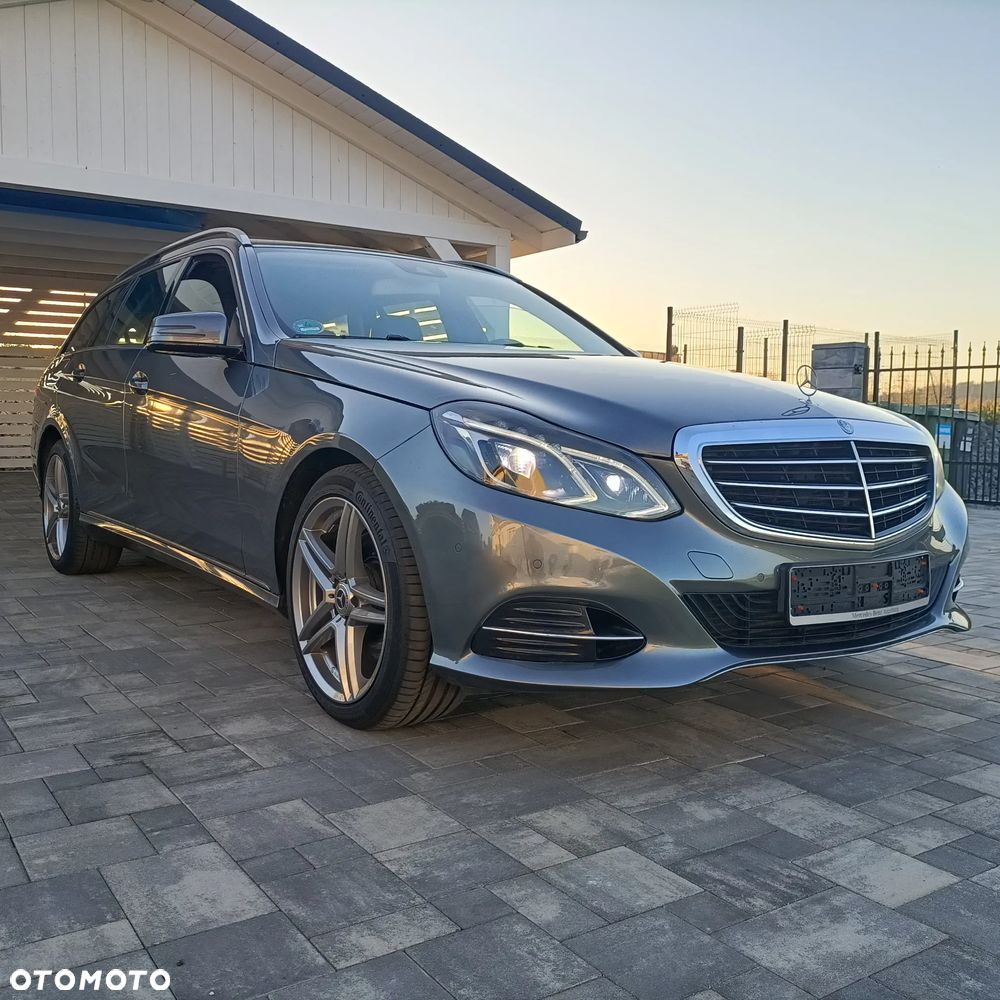 Mercedes-Benz Klasa E 300 T BlueTEC 7G-TRONIC - 2