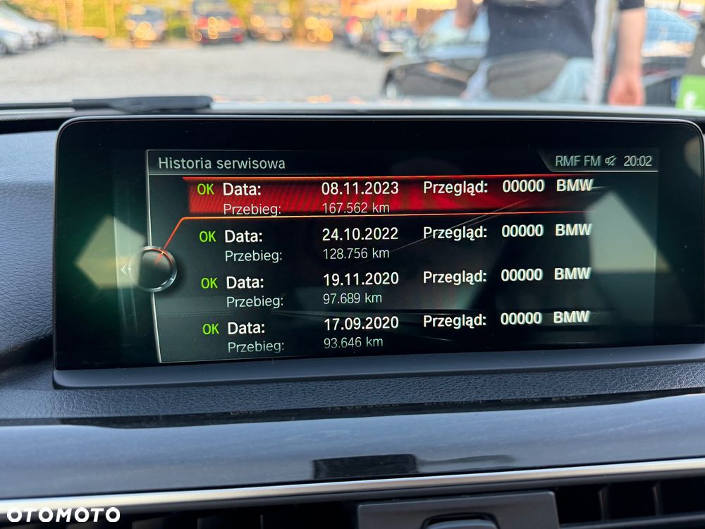 BMW Seria 3 320i Edition M Sport Shadow - 23