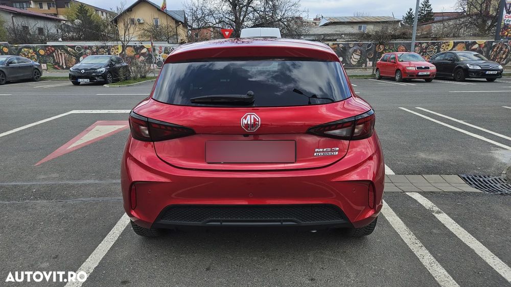 MG MG3 1.5 T GDI HEV Exclusive - 8