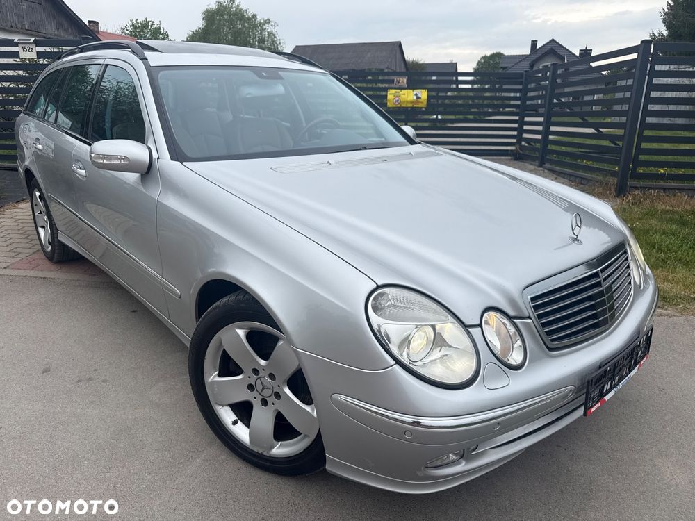 Mercedes-Benz Klasa E 500 4-Matic T Avantgarde - 3