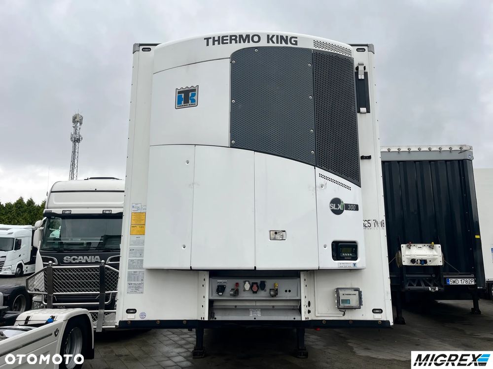 Schmitz Cargobull SKO - 10
