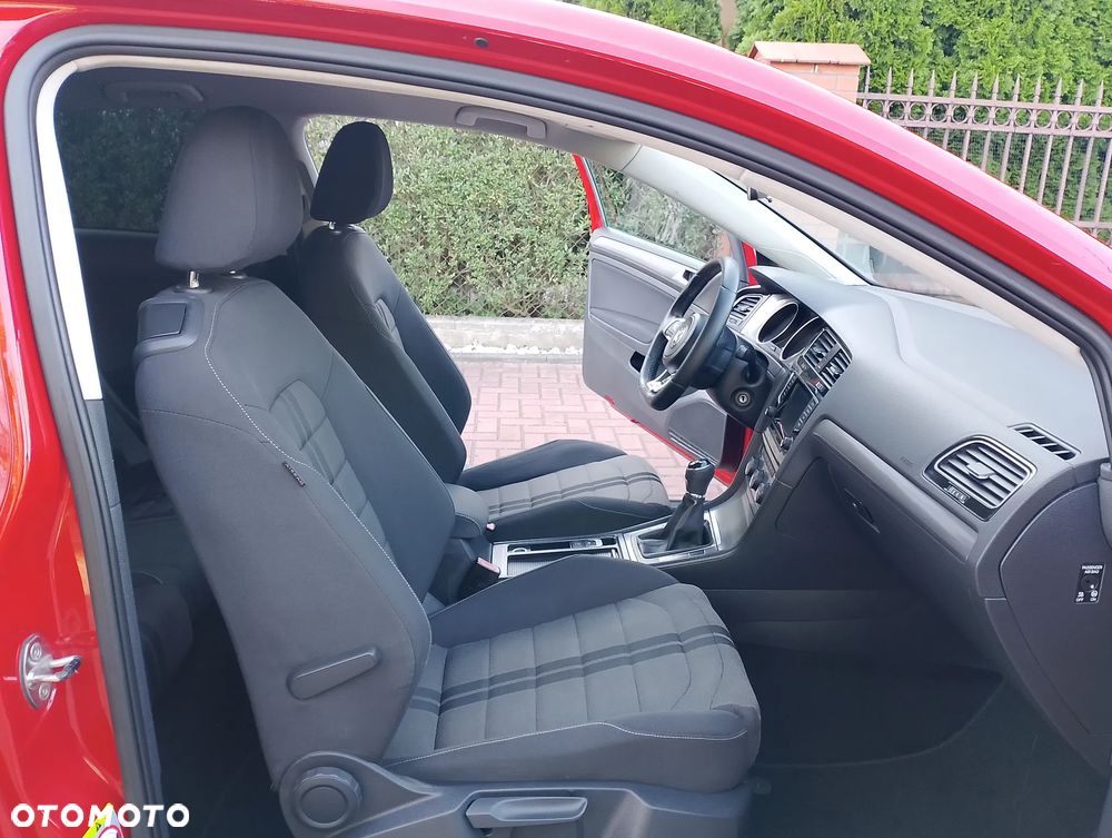 Volkswagen Golf 1.6 TDI Comfortline - 5