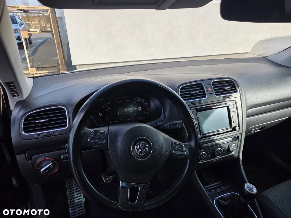 Volkswagen Golf - 12