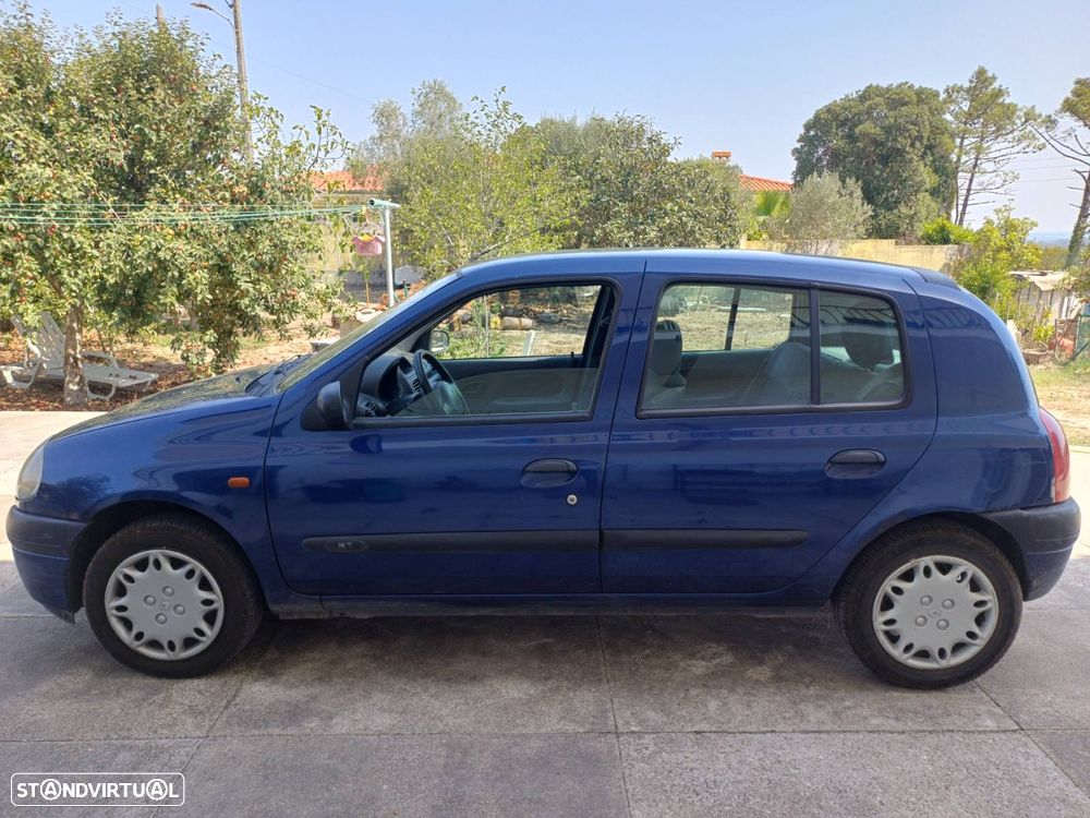 Renault Clio 1.2 RT - 2