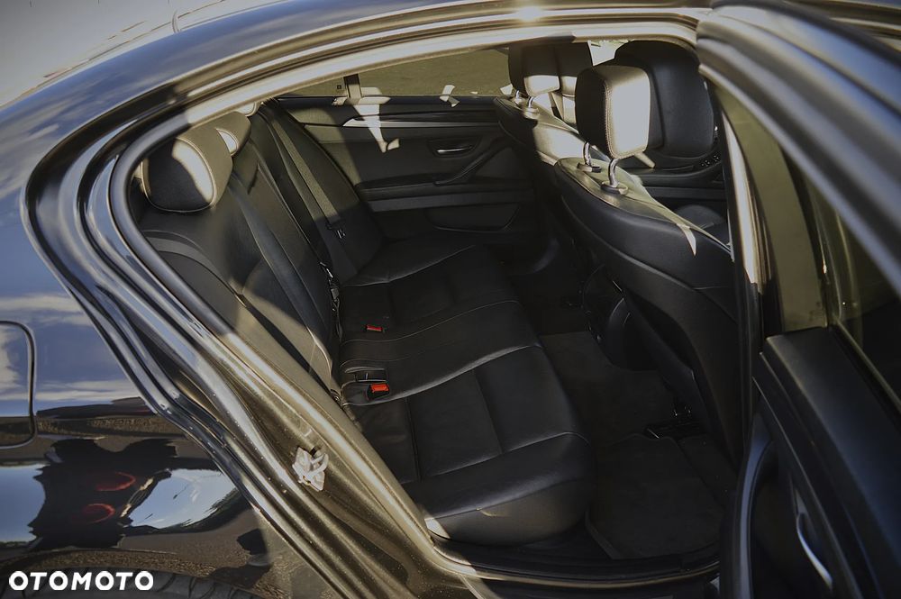 BMW Seria 5 - 16