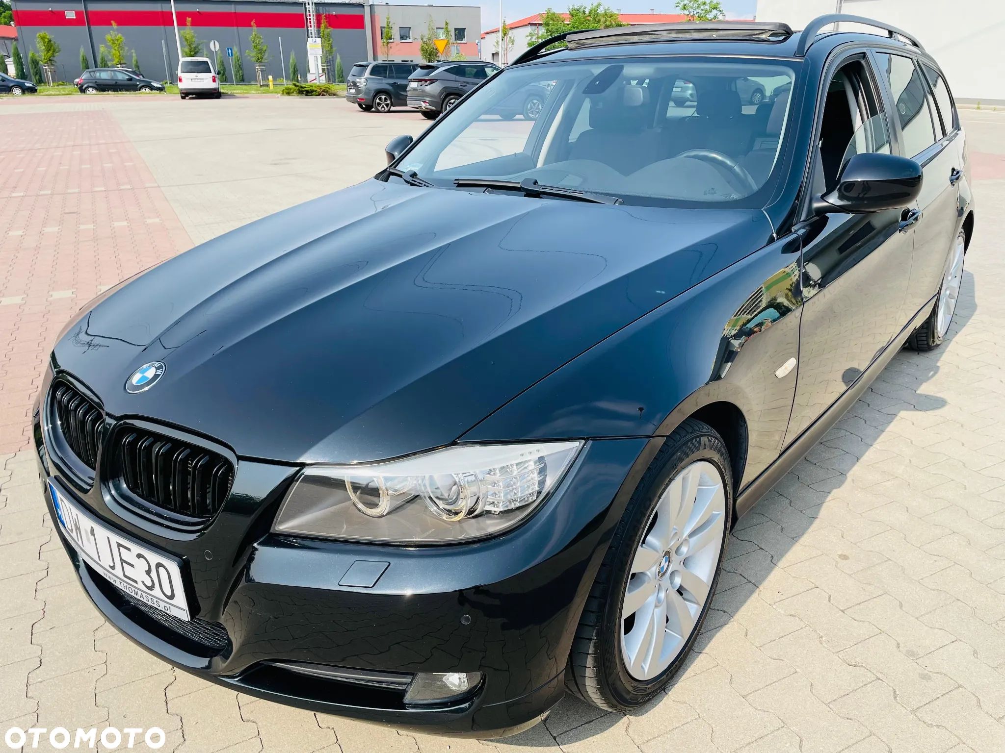 BMW Seria 3 318d - 1