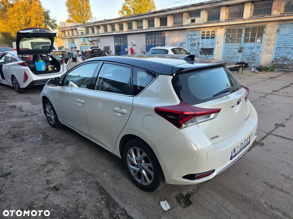 Toyota Auris - 7