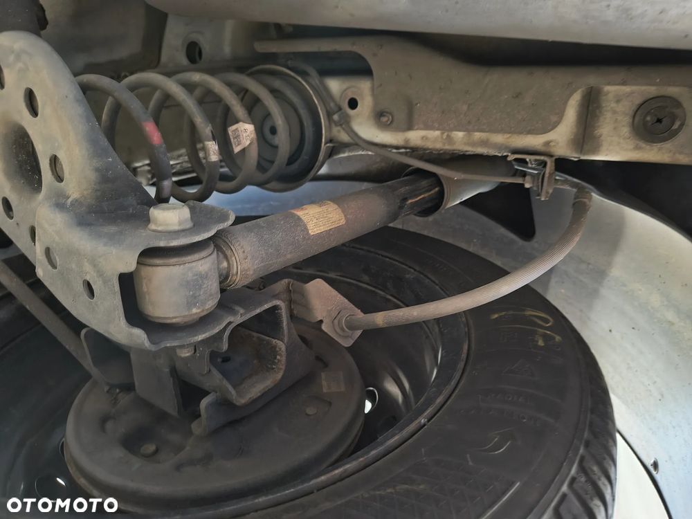 Kia Rio 1.2 M - 6