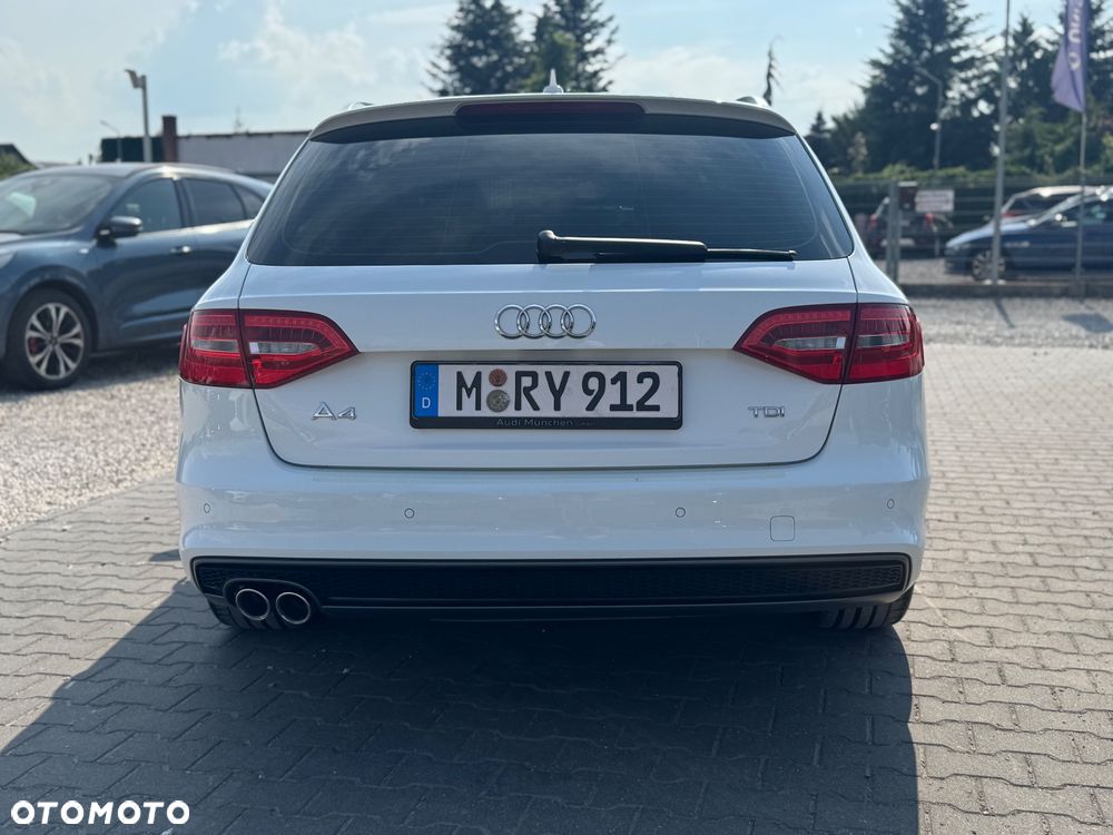 Audi A4 Avant 2.0 TDI ultra sport - 12