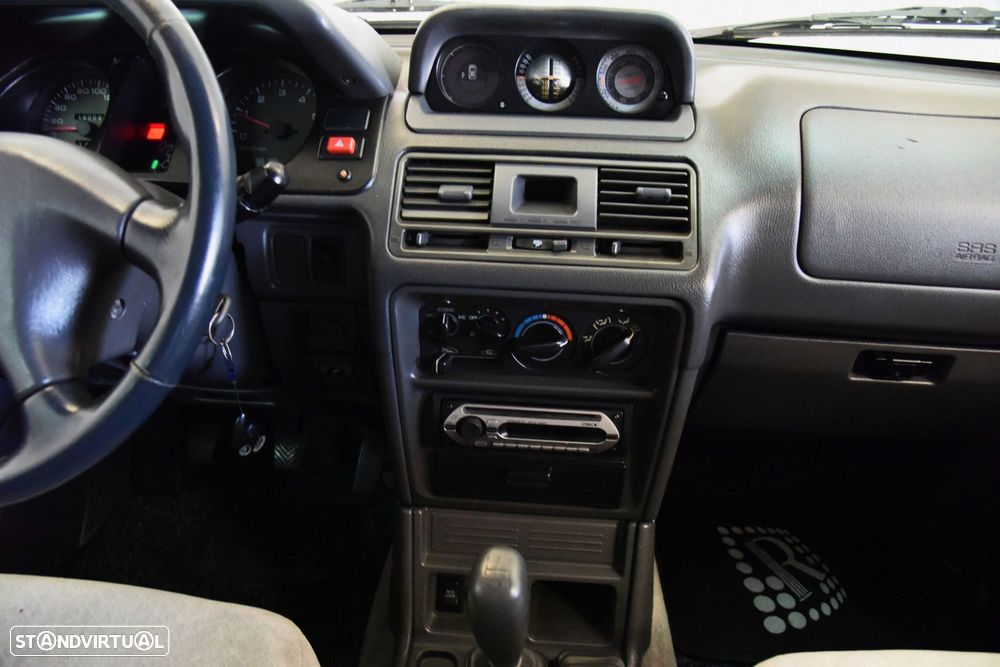Mitsubishi Pajero 2.8 TD GLX Longo - 10