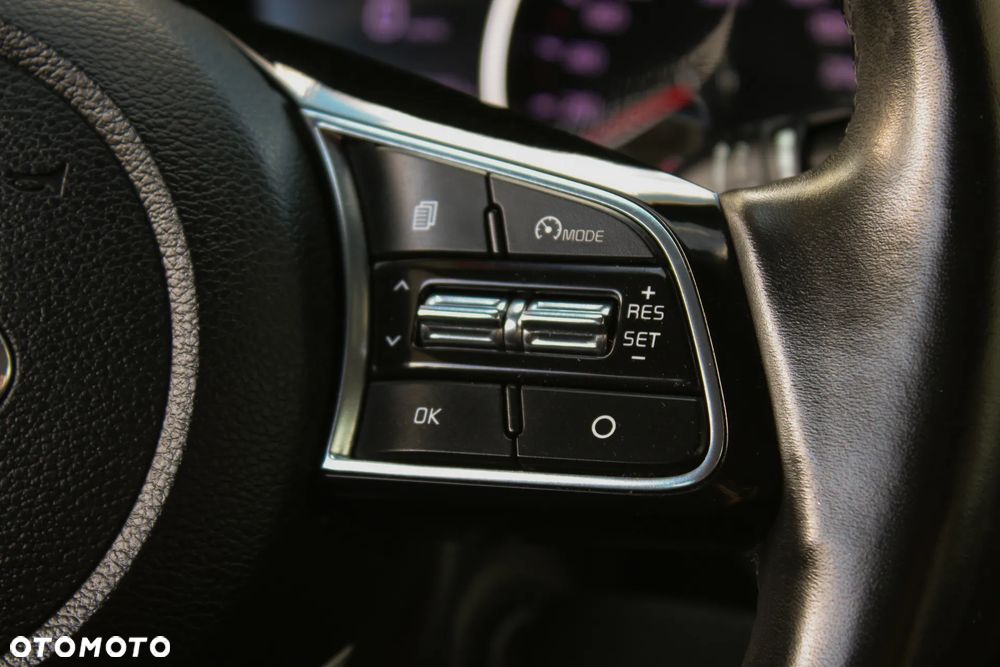 Kia Ceed 1.4 CVVT Dream-Team Edition - 36