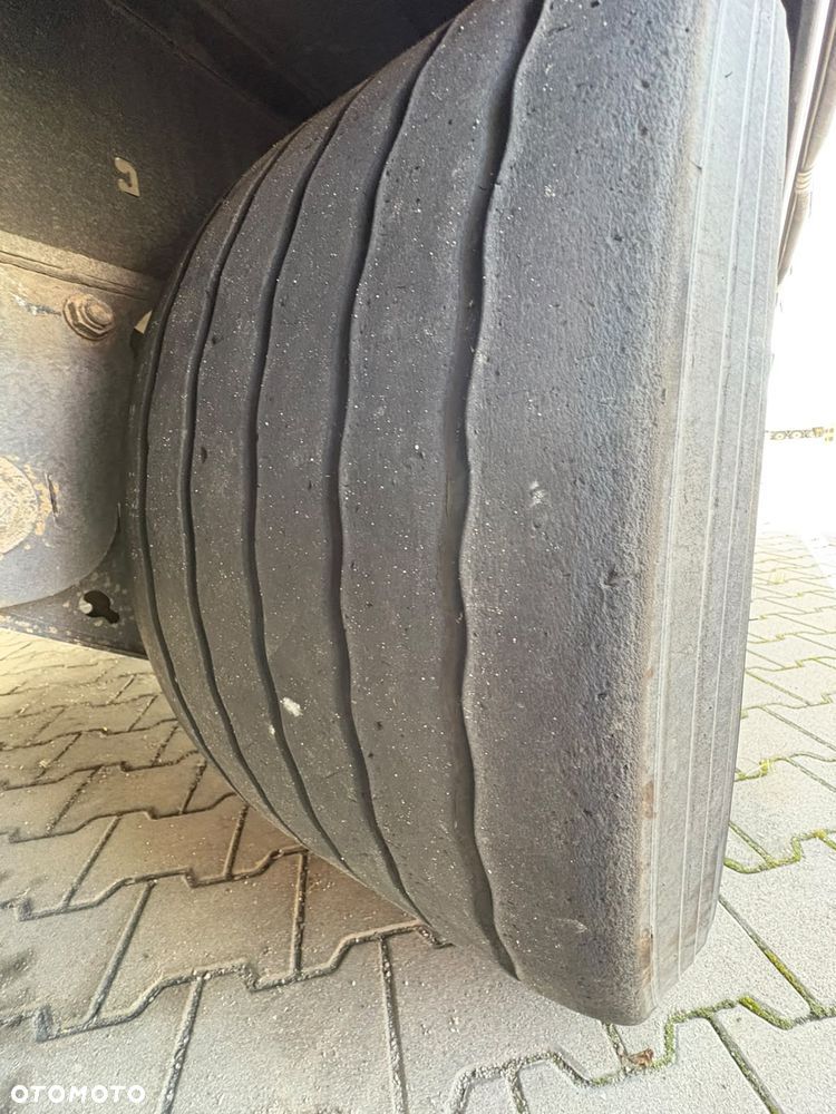 Krone SAF/ OŚ PODNOSZONA / MEGA - 11