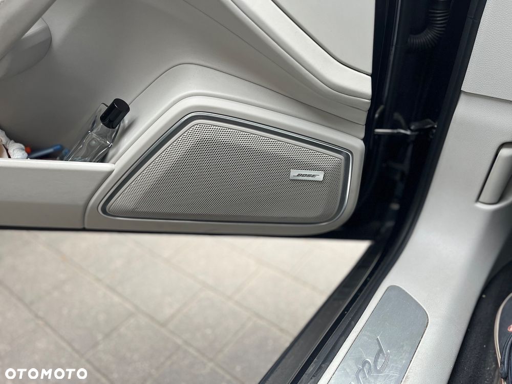 Porsche Panamera 4 Sport Turismo - 17