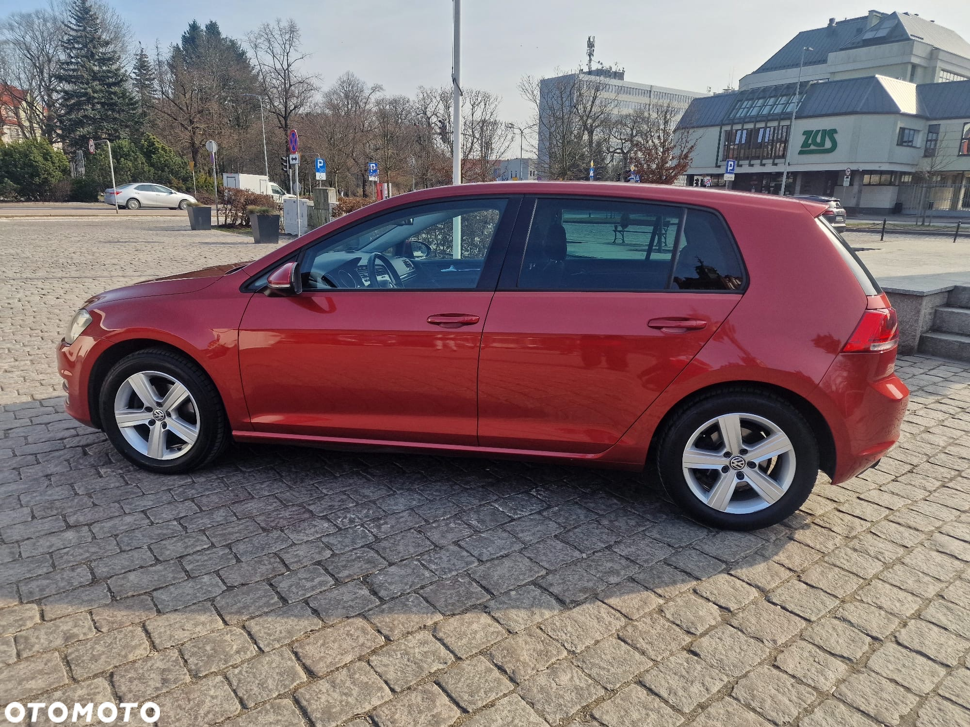 Volkswagen Golf VII 1.4 TSI BMT Highline - 2