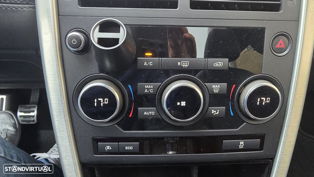 Land Rover Discovery Sport 2.0 eD4 HSE Luxury - 37