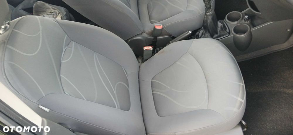 Chevrolet Spark - 10