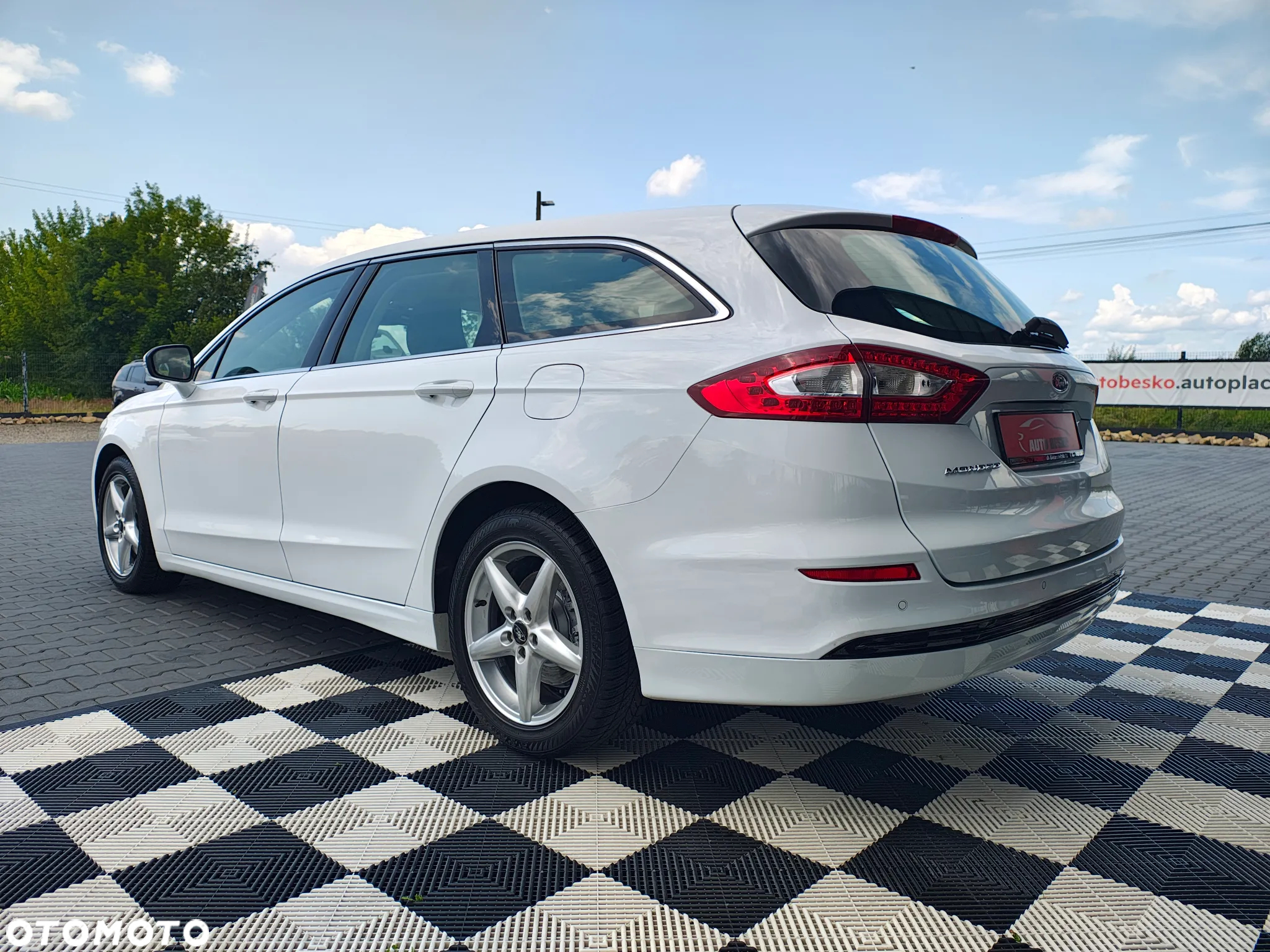 Ford Mondeo 1.5 TDCi Ambiente - 10