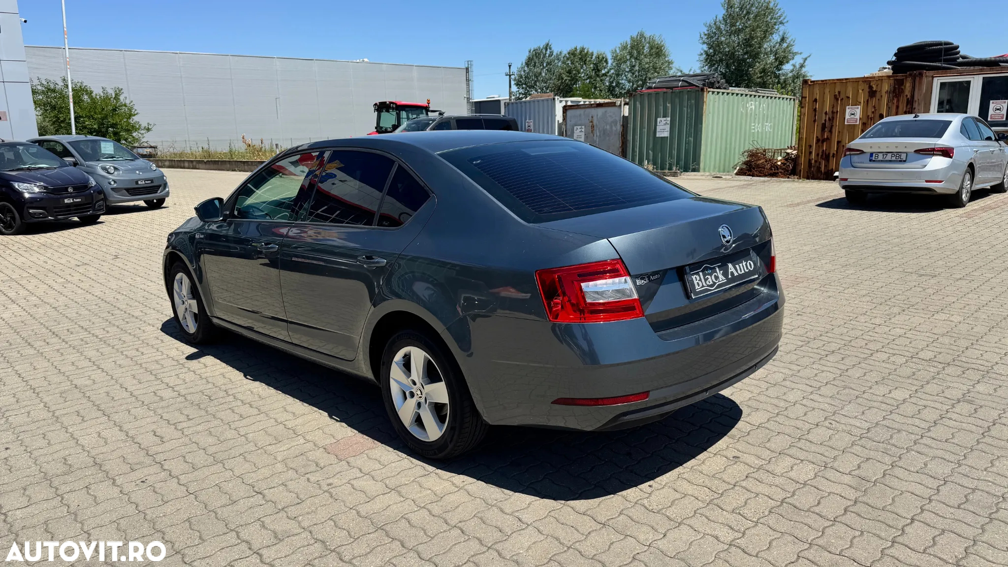 Skoda Octavia - 3