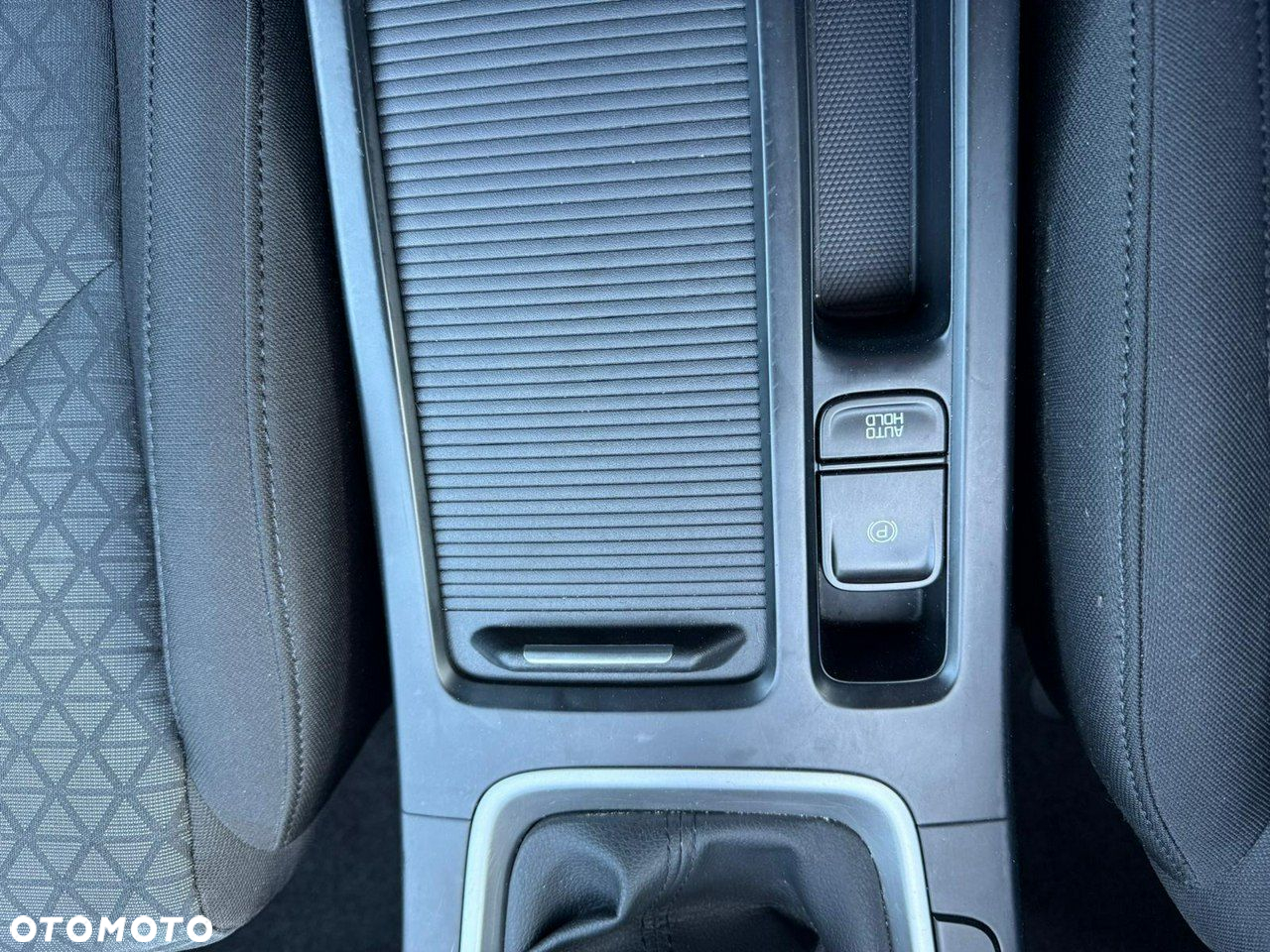 Kia Ceed - 26