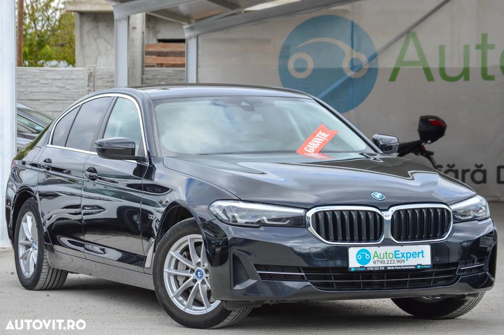 BMW Seria 5 520e Aut. Luxury Line - 36