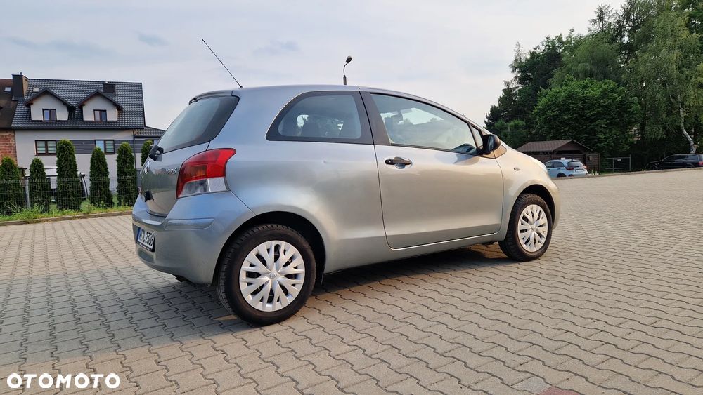 Toyota Yaris 1.0 VVT-i Cool - 8