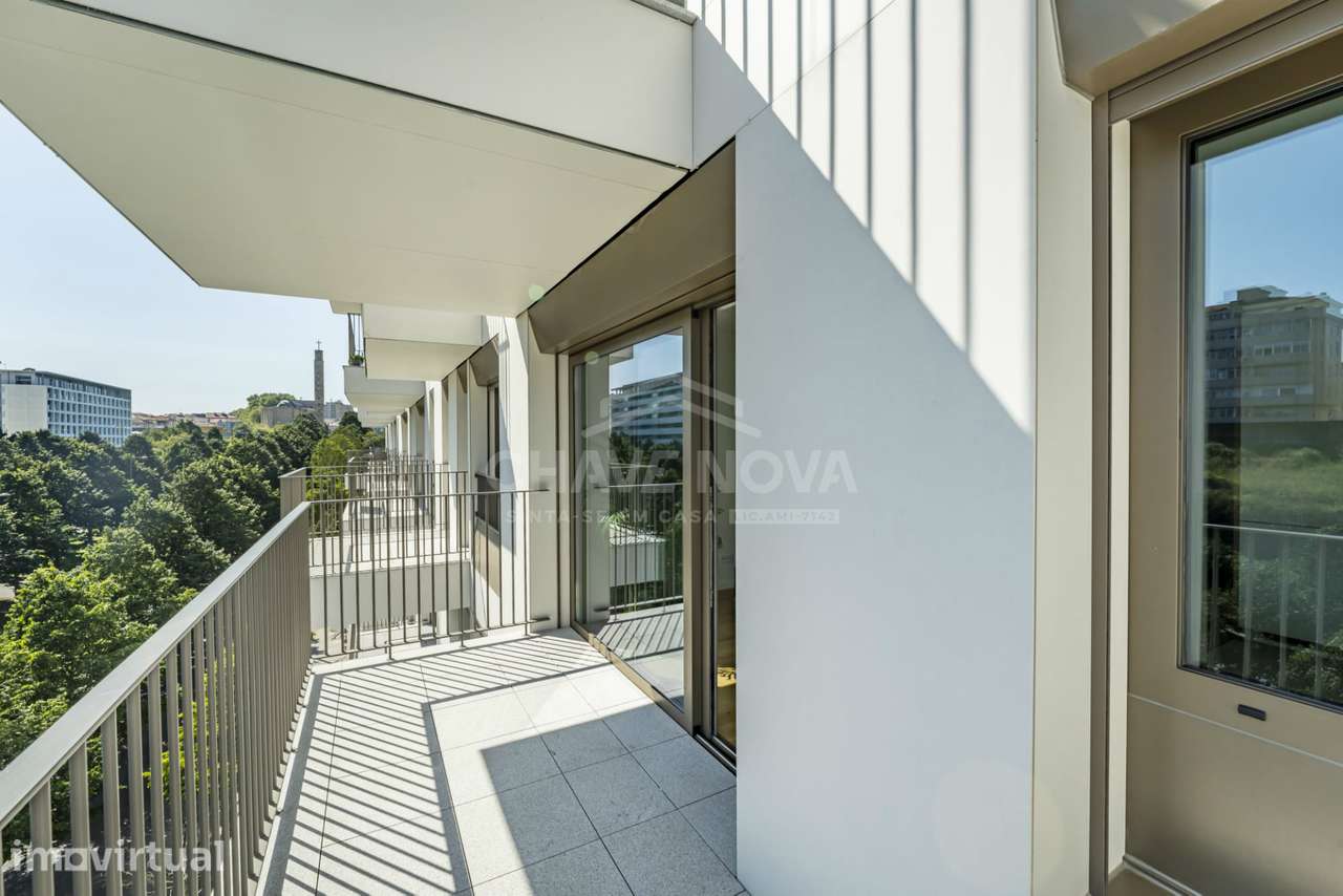 Apartamento T2 à venda junto ao Dragão - Grande imagem: 3/18