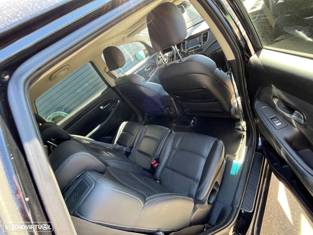 Kia Carens 1.7 CRDi ISG TX - 4