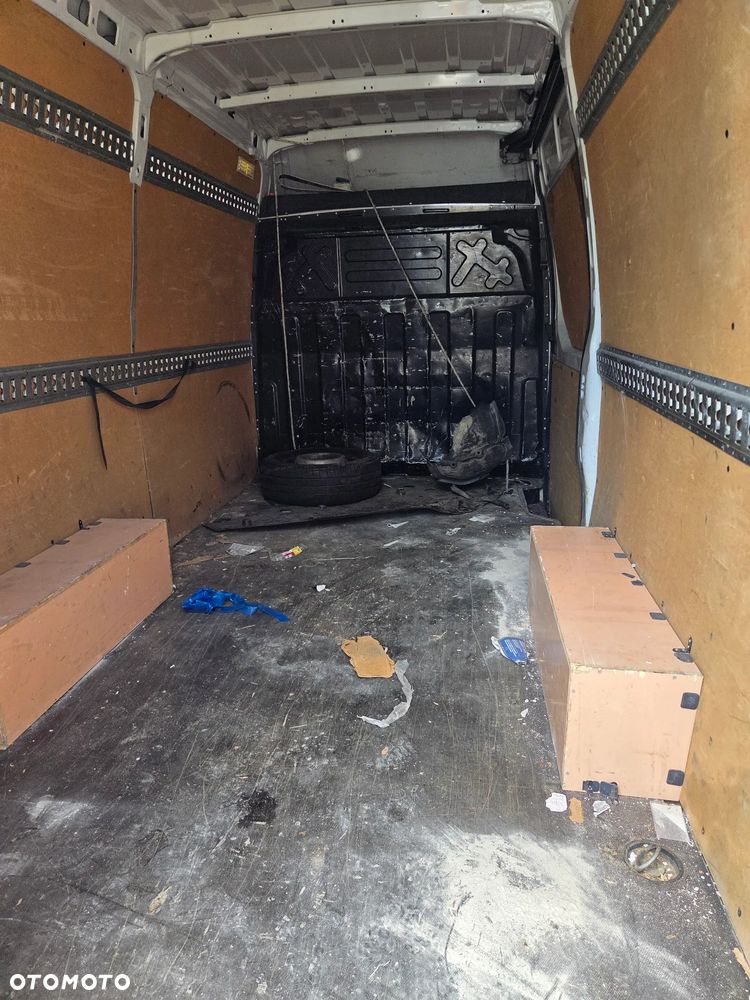 Iveco Daily 35s16 HiMatic - 13
