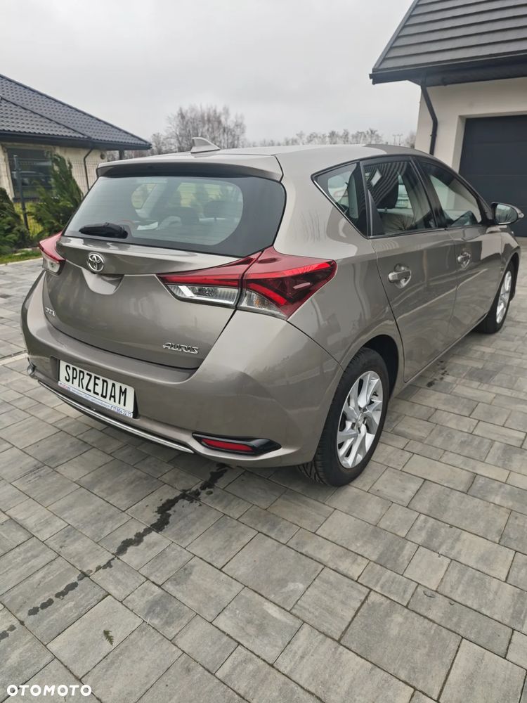Toyota Auris 1.33 VVT-i Comfort - 9