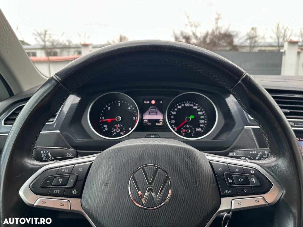 Volkswagen Tiguan 2.0 TDI SCR 4MOTION DSG Elegance - 12