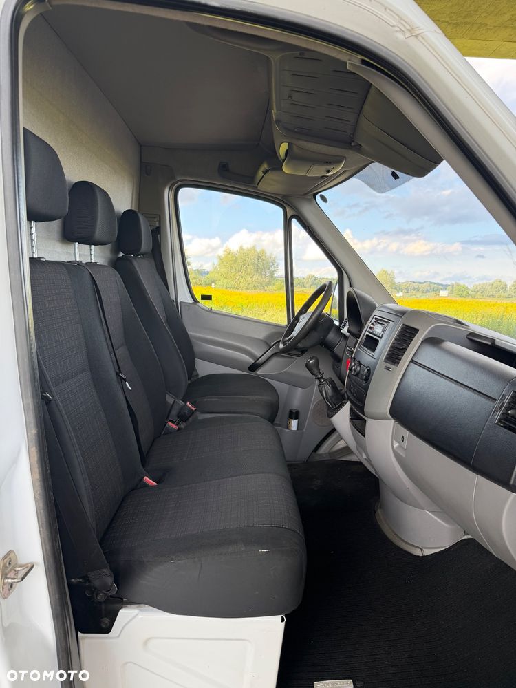 Mercedes-Benz Sprinter - 7