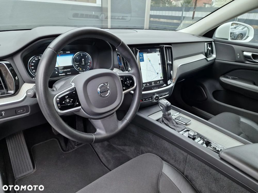 Volvo V60 Cross Country D4 AWD Geartronic - 16