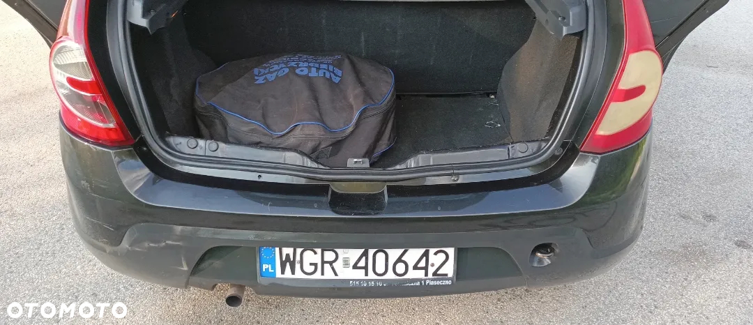 Dacia Sandero 1.2 16V Ambiance - 10