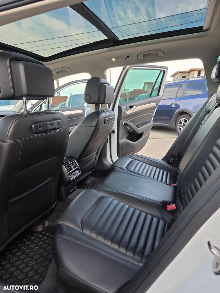 Volkswagen Passat 2.0 TDI SCR 4Motion DSG Highline - 17
