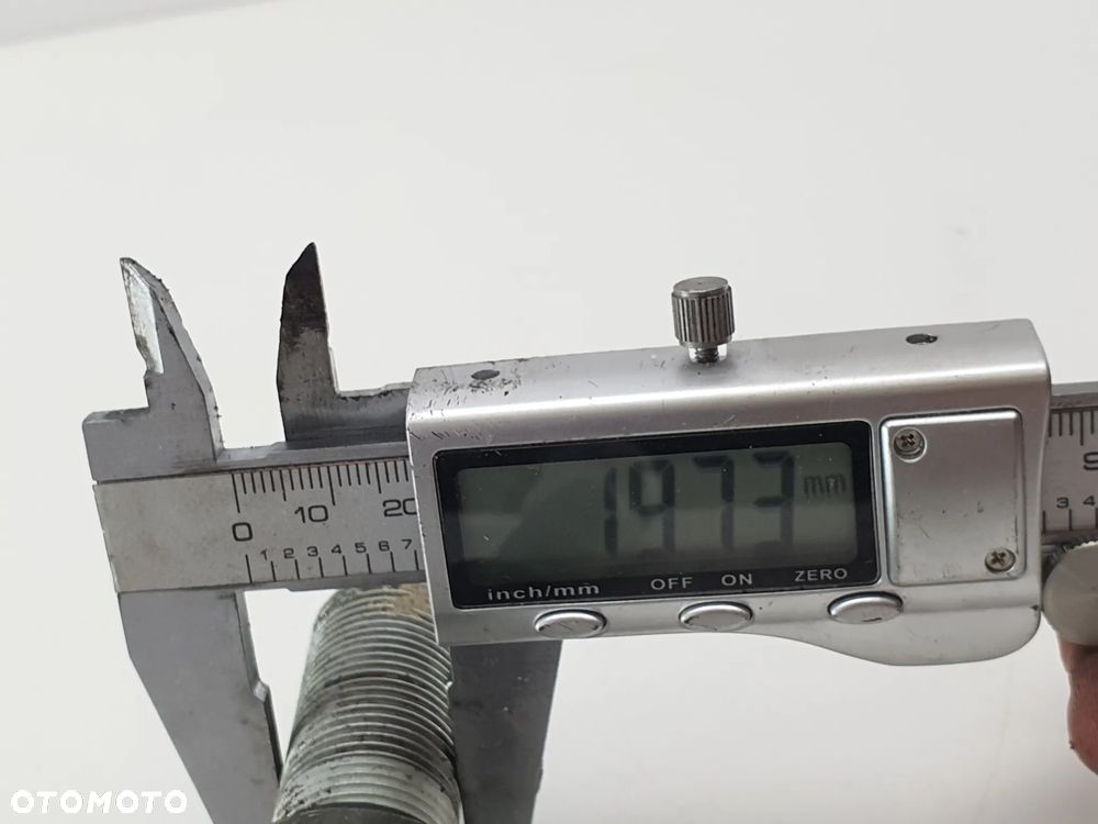 KAWASAKI ER-6F 650 05-08 OŚKA OŚ PRZÓD - 13