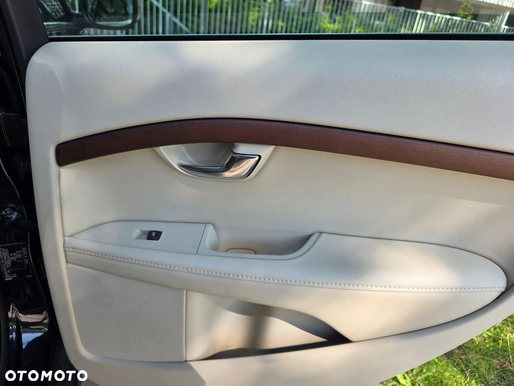 Volvo XC 70 D4 AWD Summum - 34