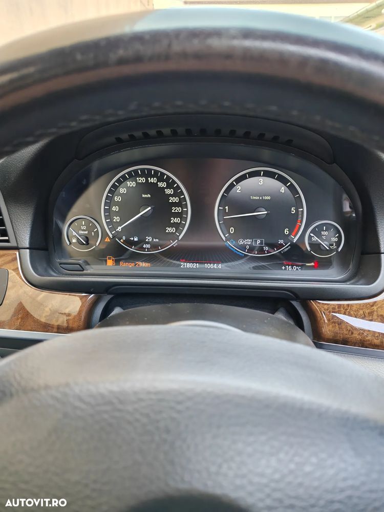 BMW Seria 5 535d xDrive Aut. Luxury Line - 38