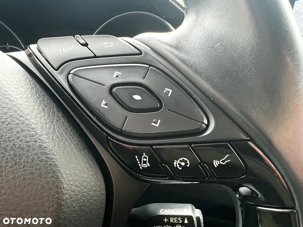 Toyota C-HR Business-Edition - 15