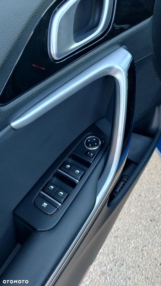 Kia Ceed SW 1.6 CRDi DCT Platinum Edition - 34