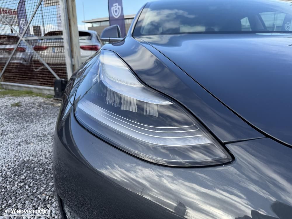 Tesla Model 3 Long-Range Dual Motor AWD - 12
