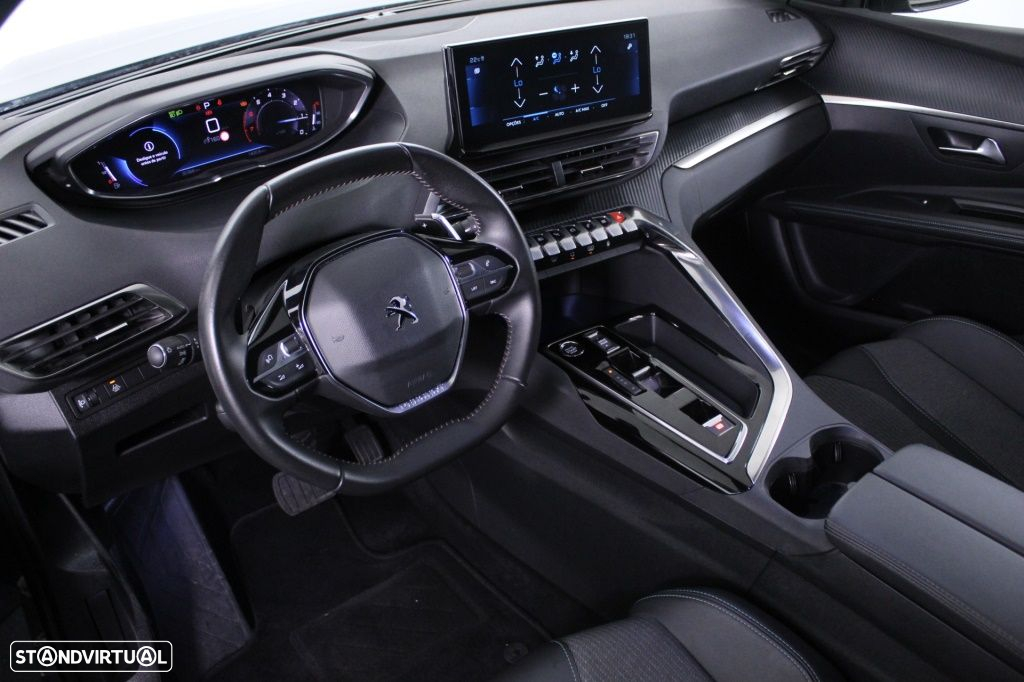 Peugeot 5008 1.2 PureTech Allure Pack EAT8 - 31