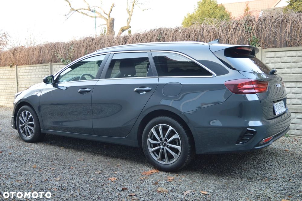 Kia Ceed 1.5 T-GDI Business Line Plus DCT - 4