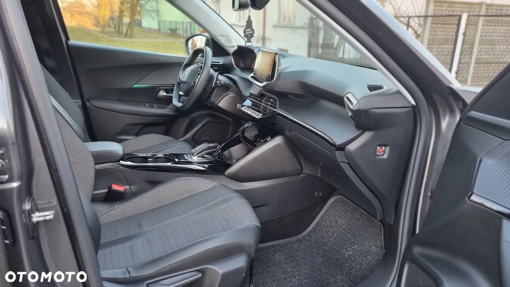 Peugeot 2008 1.5 BlueHDi Allure S&S EAT8 - 16