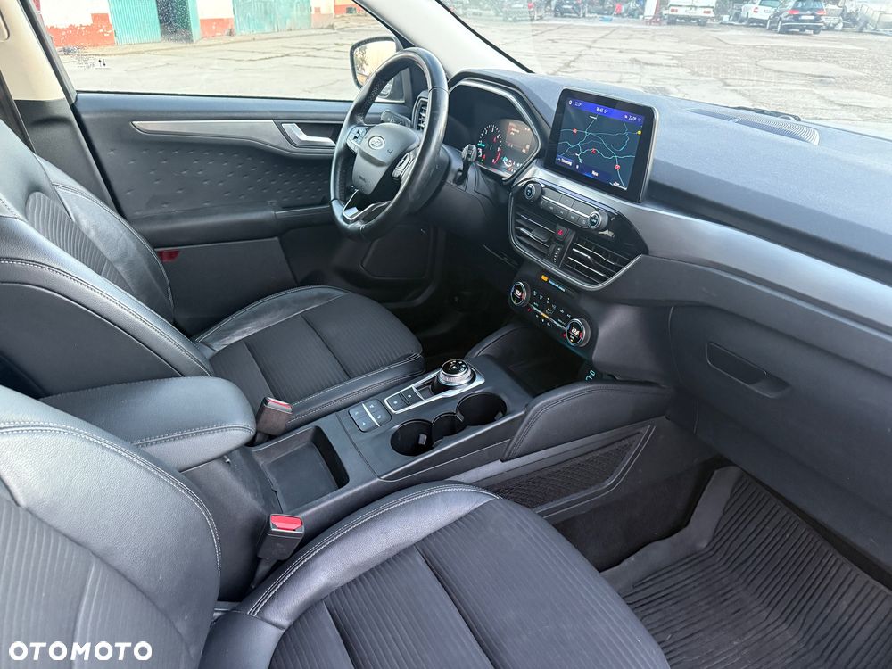 Ford Kuga 2.0 EcoBlue 4x4 TITANIUM X - 4