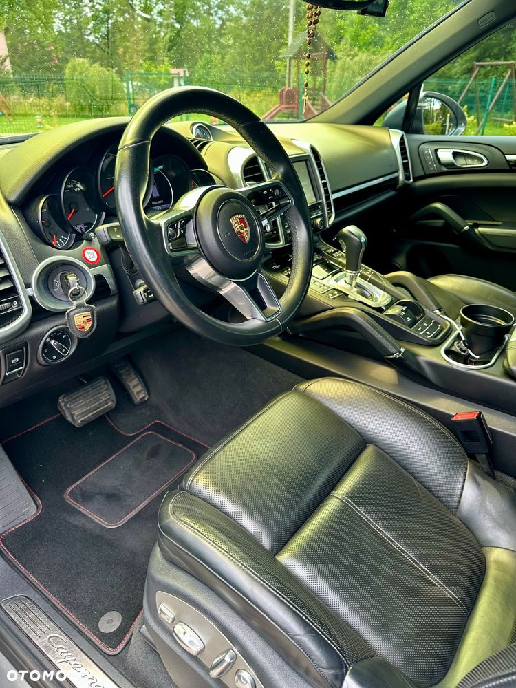 Porsche Cayenne Standard - 11