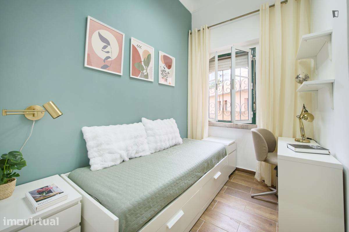 Quarto - localizado em Alameda Lisbon - Grande imagem: 3/46